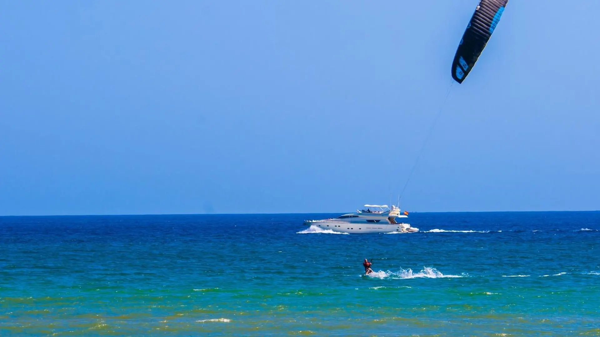 1017 Iris Apartamento - Vista Al Mar - Cerca De Tren, Restaurantes Y Tiendas - Playa A 10 Minutos Caminando Benalmádena 0*,  Hiszpania