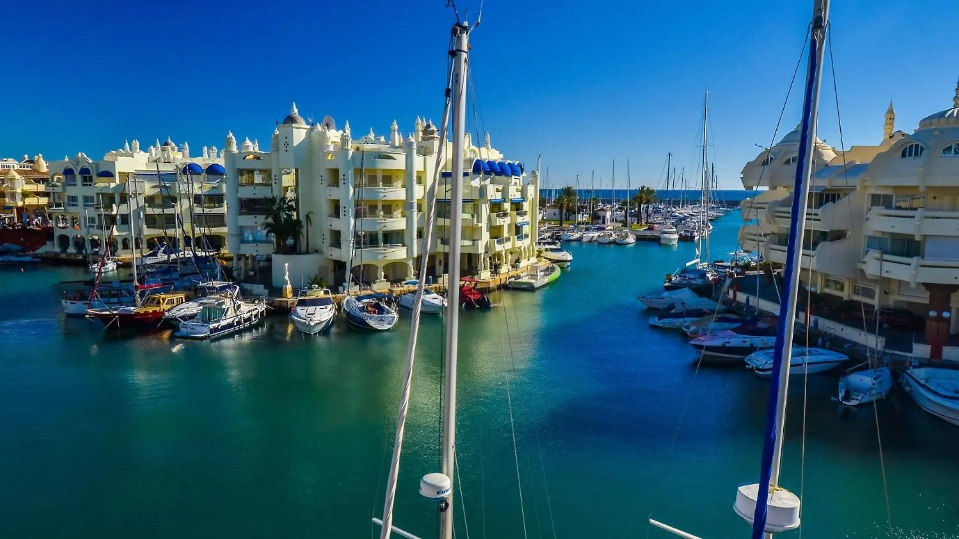 1017 Iris Apartamento - Vista Al Mar - Cerca De Tren, Restaurantes Y Tiendas - Playa A 10 Minutos Caminando Benalmádena Hiszpania