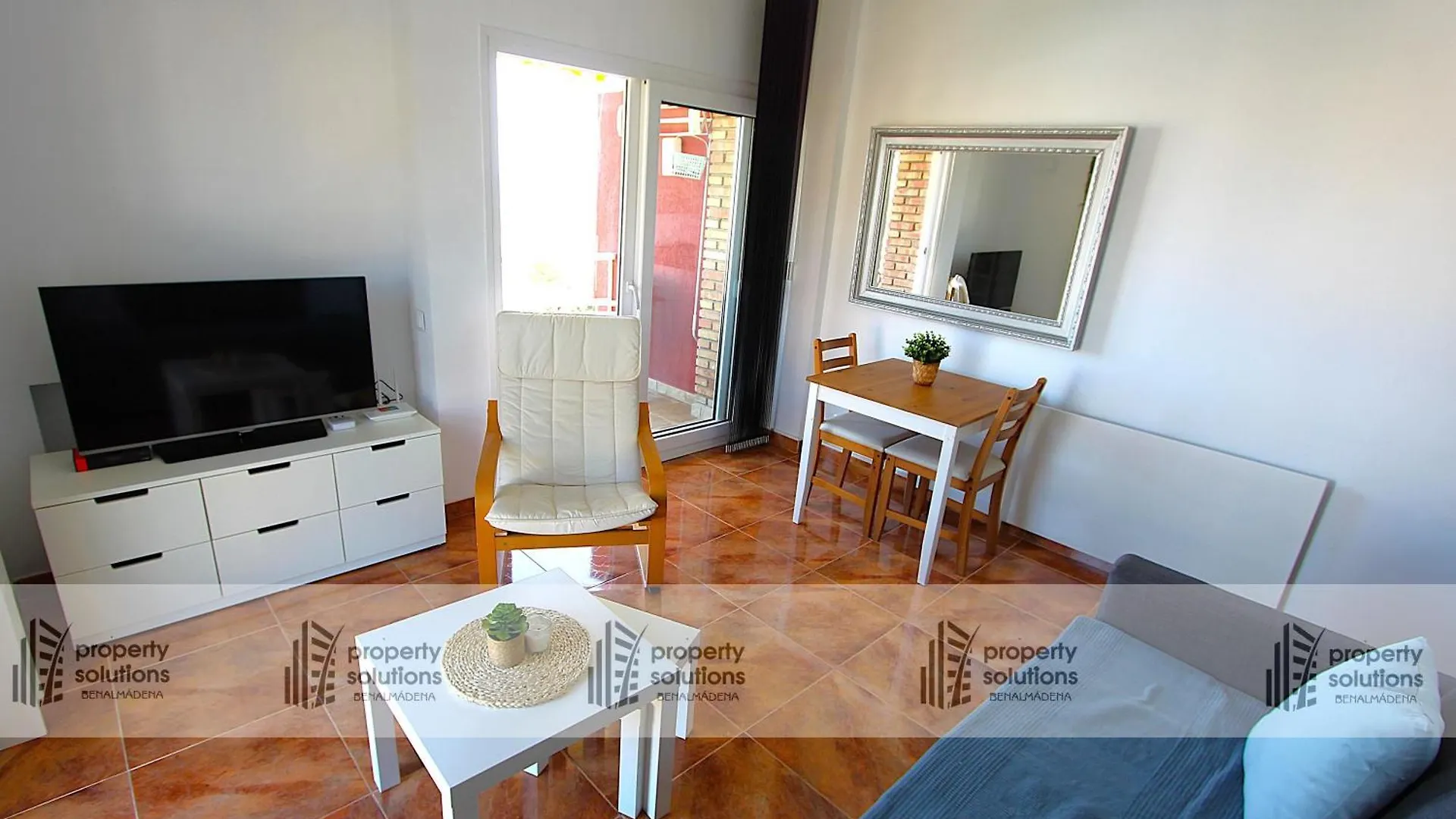 Apartment 1017 Iris Apartamento - Vista Al Mar - Cerca De Tren, Restaurantes Y Tiendas - Playa A 10 Minutos Caminando Benalmadena